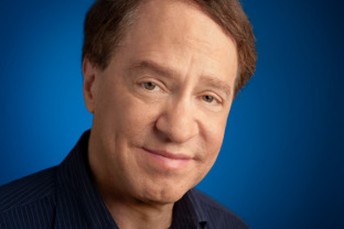 Ray Kurzweil, portrait.